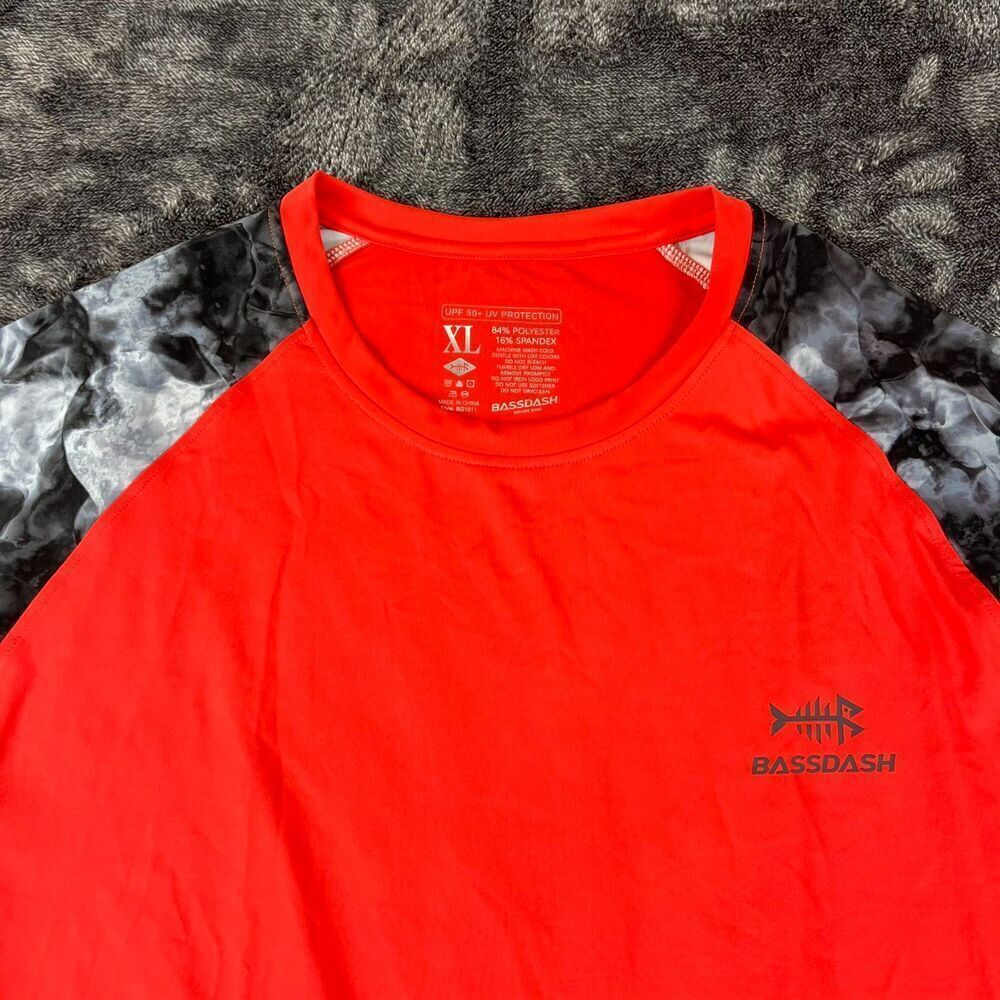 SOLD Bass Dash Long Sleeve Camo Red UPF 50 Shirt Men's XL Stretch Fishing NWT - Picture 2 of 9